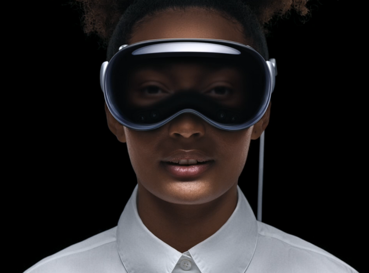 Система виртуальной реальности Apple Vision Pro 512 Гб