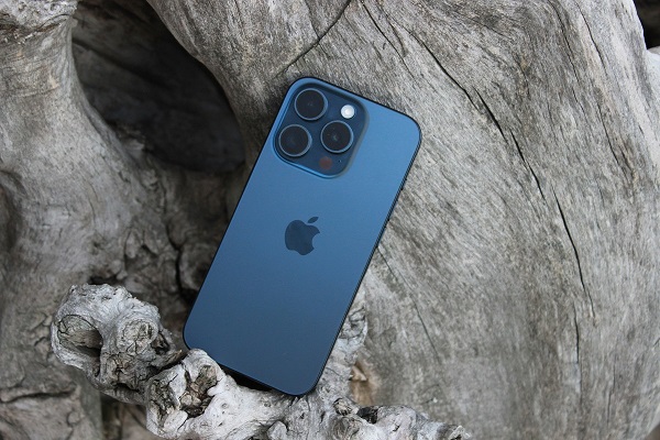 Нейронный движок в iPhone 15 Pro и Pro Max стал мощнее на 25% Нейронный движок в iPhone 15 Pro и Pro Max стал мощнее на 25%