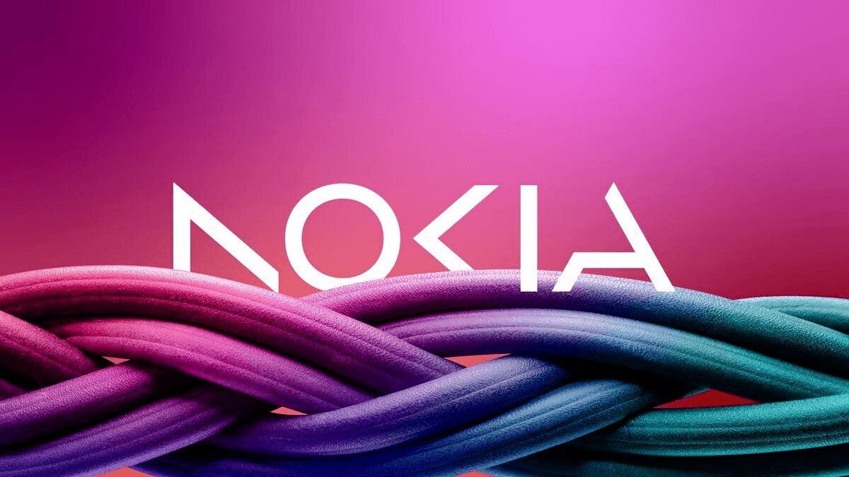 Nokia впервые за 60 лет сменила свой логотип.